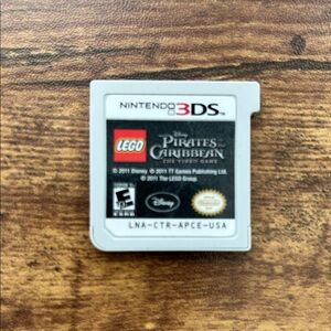 LEGO Pirates of the Caribbean 3DS Game - Gray